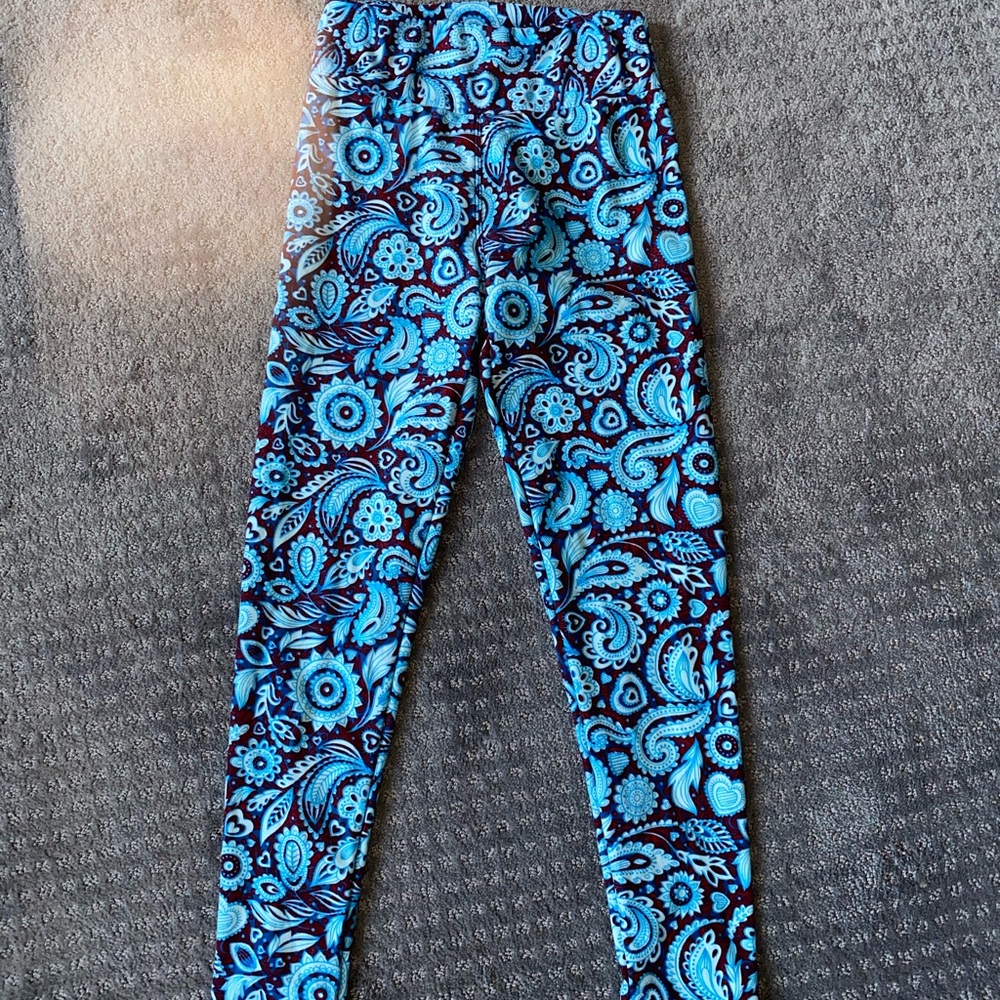 Beautiful LuLaRoe leggings!